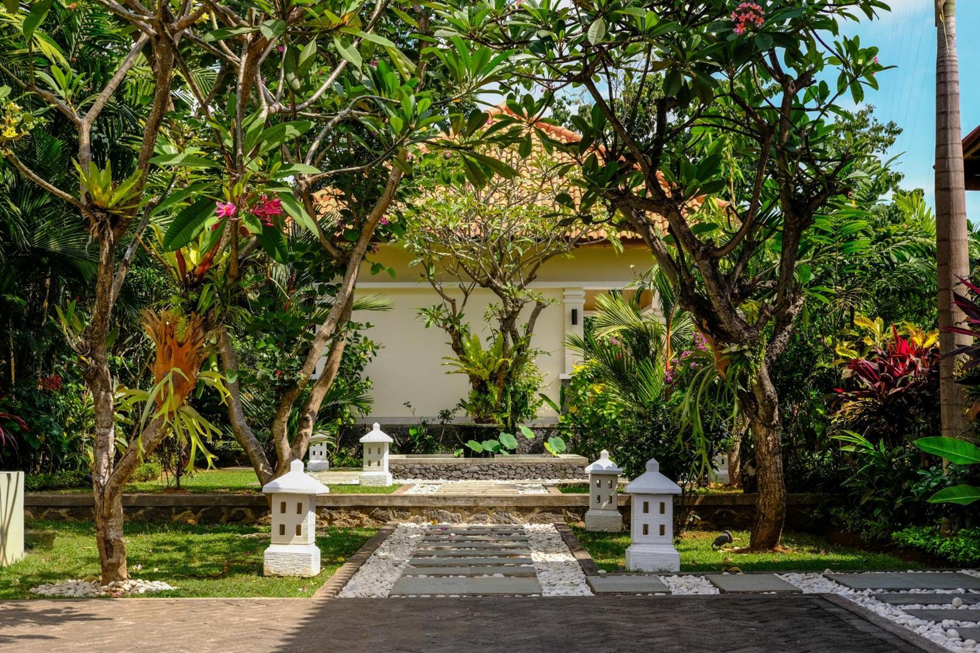 Villa Mata Hari Panji Экстерьер фото